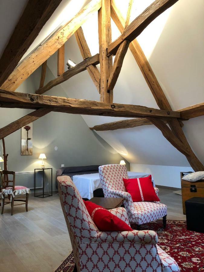 Aux Cornettes Apartment *